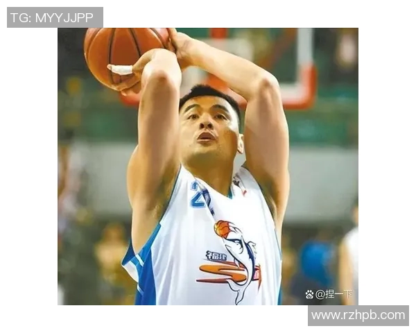 王治郅：从篮球天才到中国男篮的领袖人物，见证中国篮球崛起的传奇历程